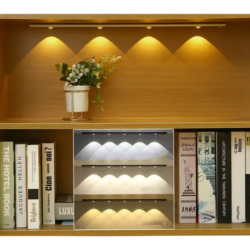 Pack de 4 lampes LED avec détecteur de mouvement Wizzi